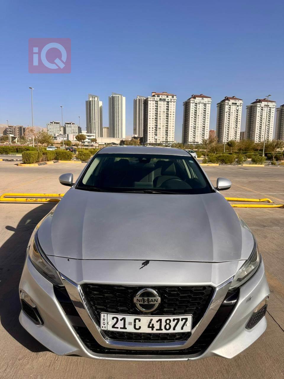 نيسان ألتيما